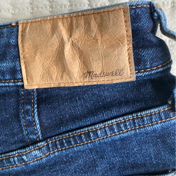 Madewell Curvy Perfect Vintage Jean, sz 26, Dark Wash - Picture 4 of 10